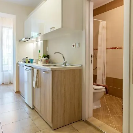 Flora 1 * בורגאס