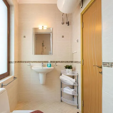 Apartment Flora 1 Burgas City
