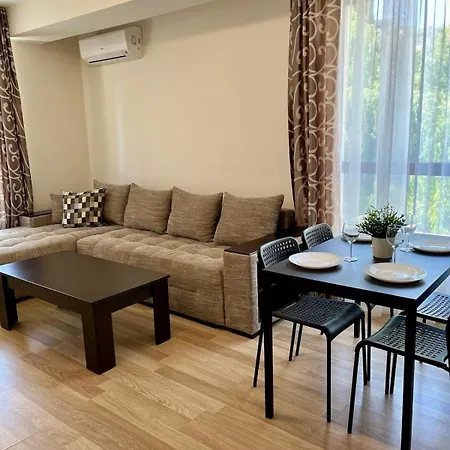 Flora 1 * Бургас